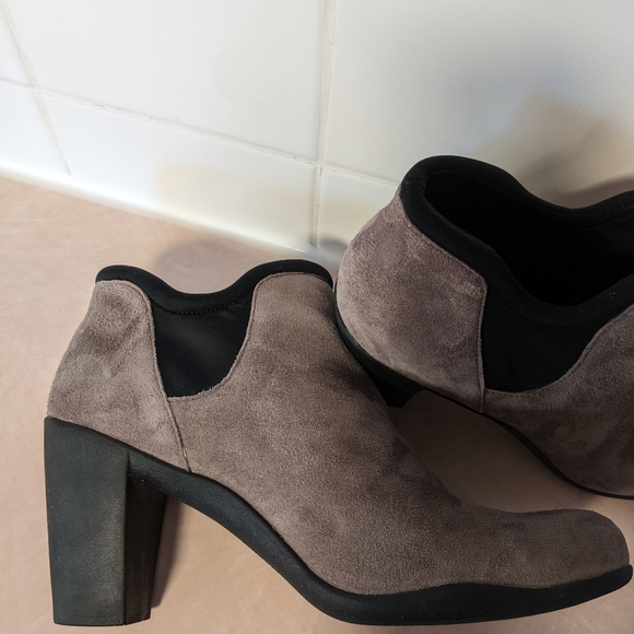 Clarks Artisan Booties Size 8 - Picture 9 of 10